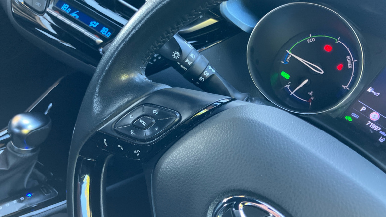 Toyota C-HR 1.8 Hybrid Design 5dr CVT Hybrid Hatchback